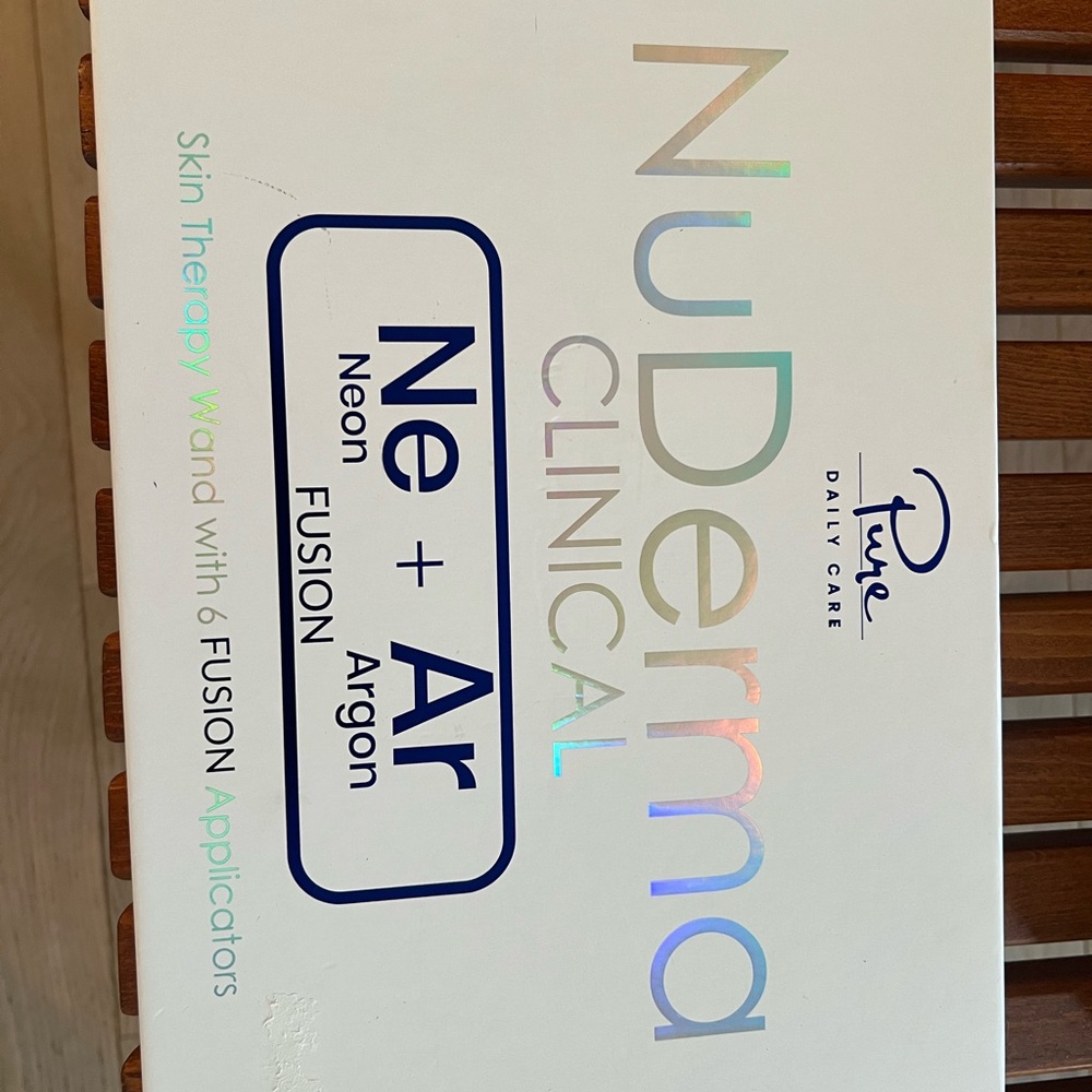 Nuderma Clinical Neon Argon Fusion Skin Therapy Wand - White